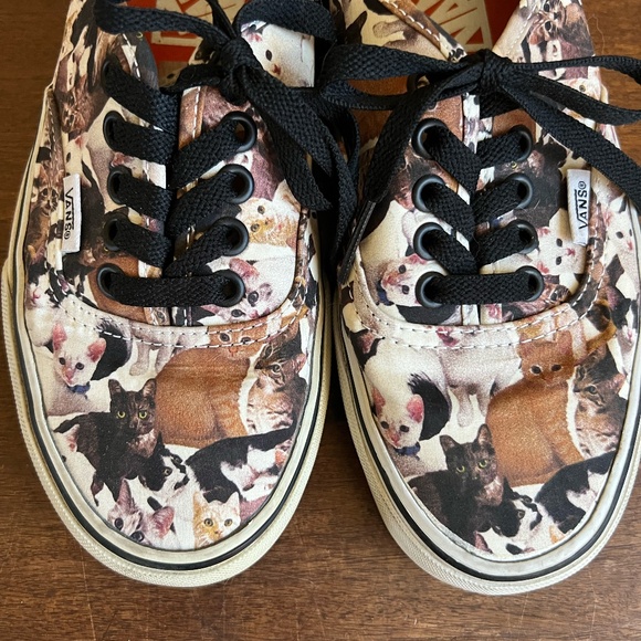 Vans ASPCA Cat Collage Sneakers - Picture 2 of 6